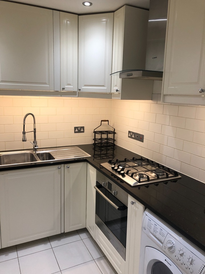 London - 2 Bed Flat, Edith Grove, SW10 - To Rent Now for £3,200.00 p/m