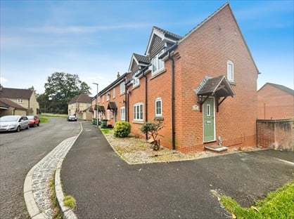 3 Bed End Terrace, Rivers Reach, BA11