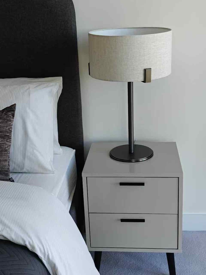 1 Bed Flat, Nine Elms Lane, SW8 photo 4