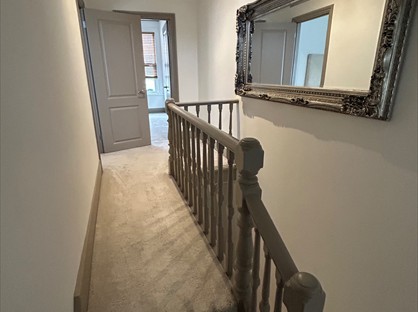 1 Bed Flat, London, W12