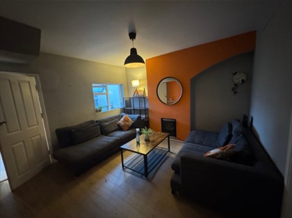 Room in a Shared House, Surbiton, KT6