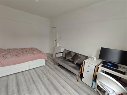 Room in a Shared House, Norwood Road, SE24