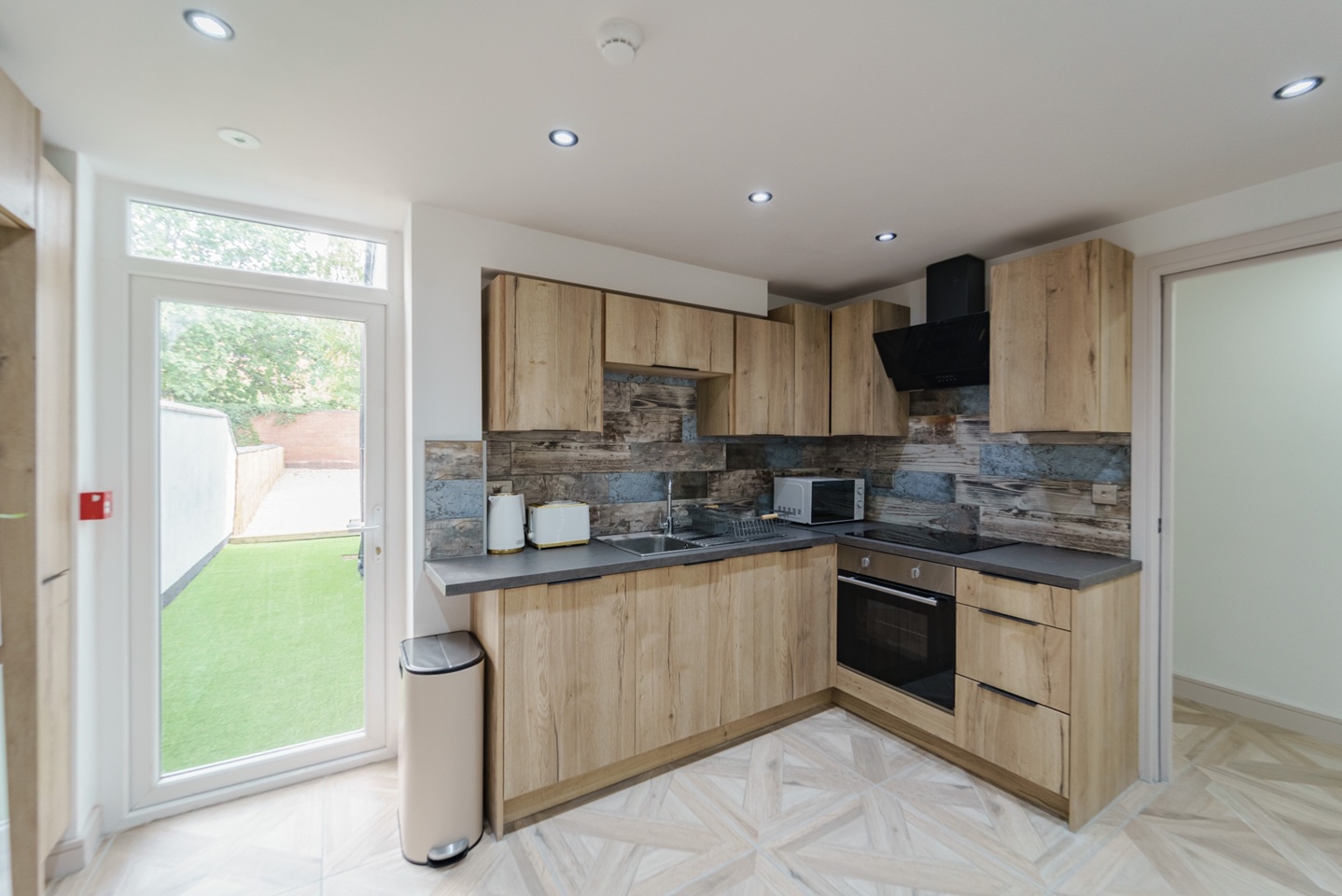 Additional image 12 of Room in a Shared House, Melbourne Street, DE1, N1 7GU