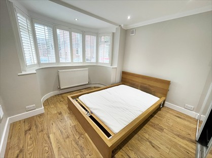 3 Bed Maisonette, Kingsway Road, SM3