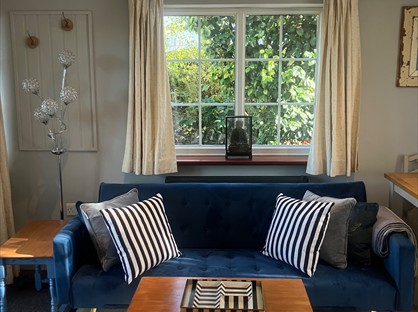 1 Bed Flat, Lawhitton, PL15