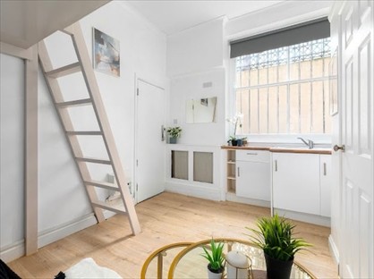 Studio Flat, Castletown Road, W14
