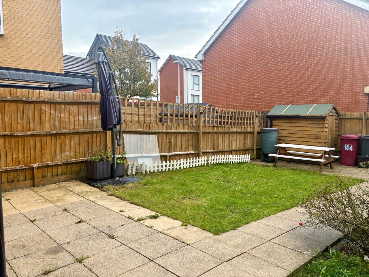 Additional image 30 of 3 Bed Semi-Detached House, Longships Way, RG2, N1 7GU