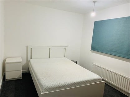 Room in a Shared House, Poole Park Road, PL5