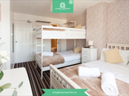 8 Bed Semi-Detached House, Leopold Grove, FY1