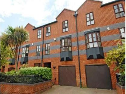 Room in a Shared House, West Lane, SE16