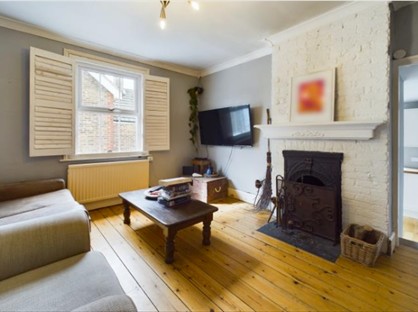 1 Bed Flat, Wivelsfield Road, RH16