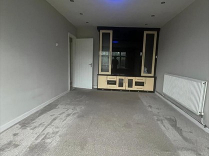 2 Bed Flat, Farm Road, TW4