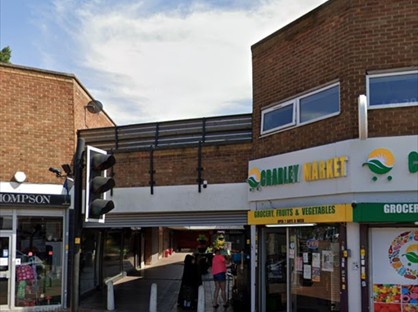 1 Bed Flat, Hampton Court, B64