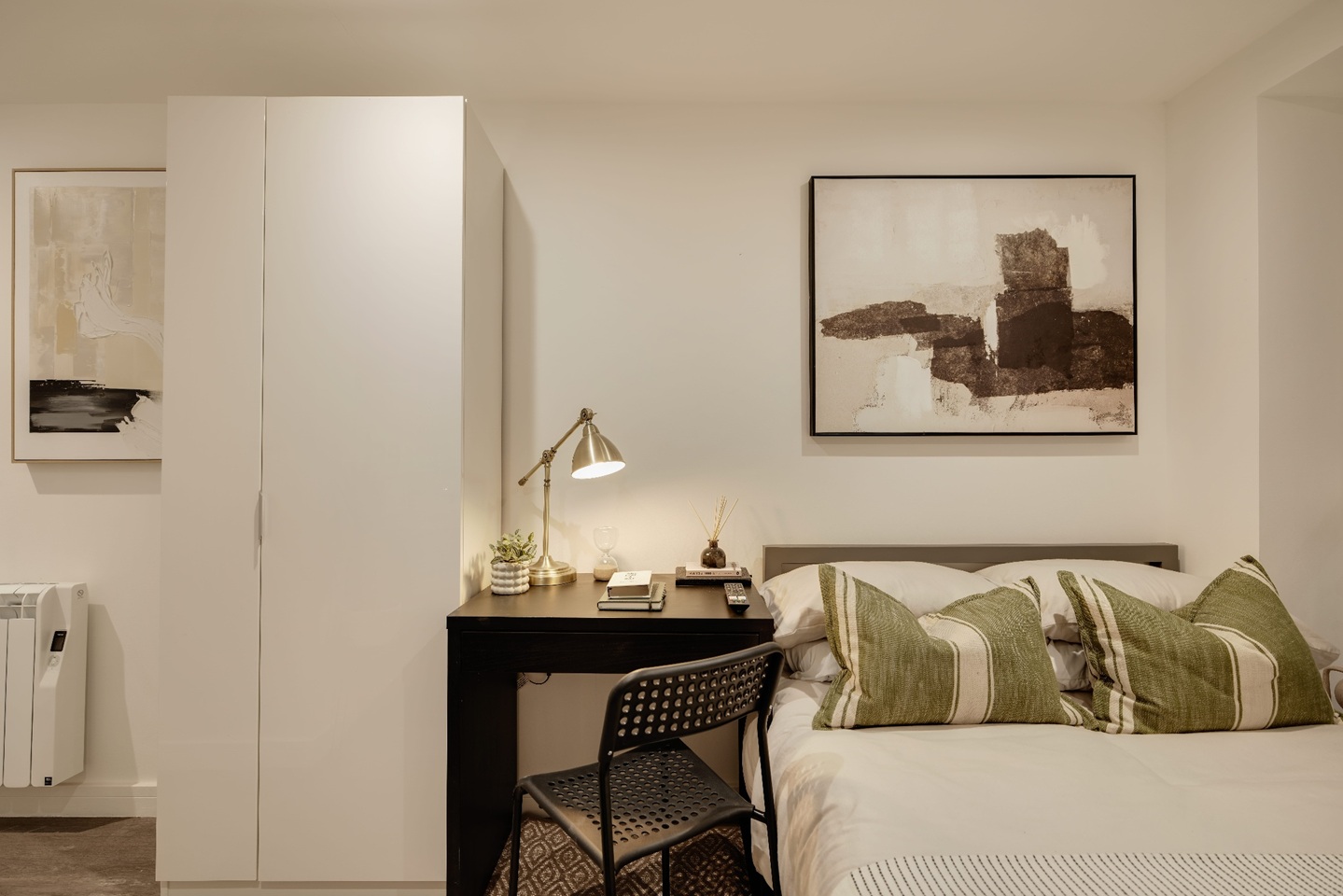 Additional image 3 of Studio Flat, Gloucester Road North, BS34, N1 7GU