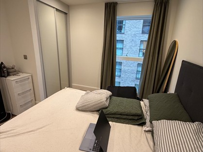 Room in a Shared Flat, Colindale Avenue, NW9