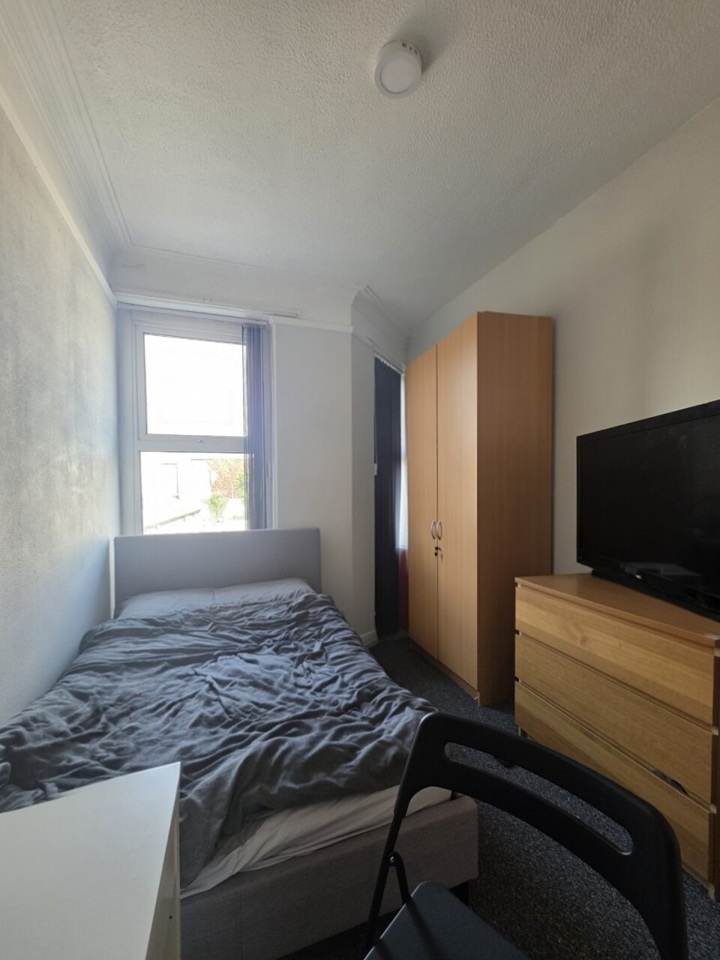 Additional image 7 of 7 Bed Semi-Detached House, Pen-Y-Wain Road, CF24, N1 7GU