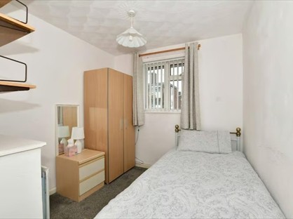 Room in a Shared House, Frimley Crescent, CR0