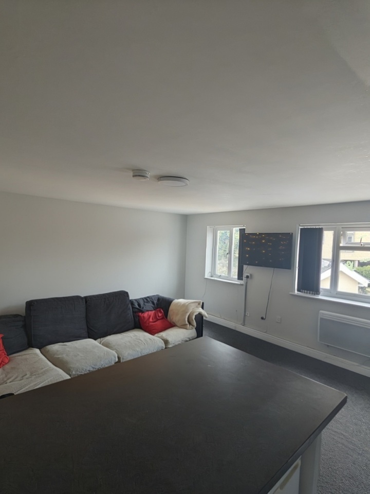 Additional image 2 of 8 Bed Flat, Rhymney Terrace, CF24, N1 7GU