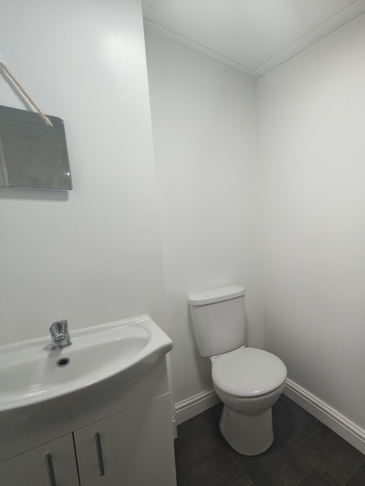 Additional image 13 of 8 Bed Flat, Rhymney Terrace, CF24, N1 7GU