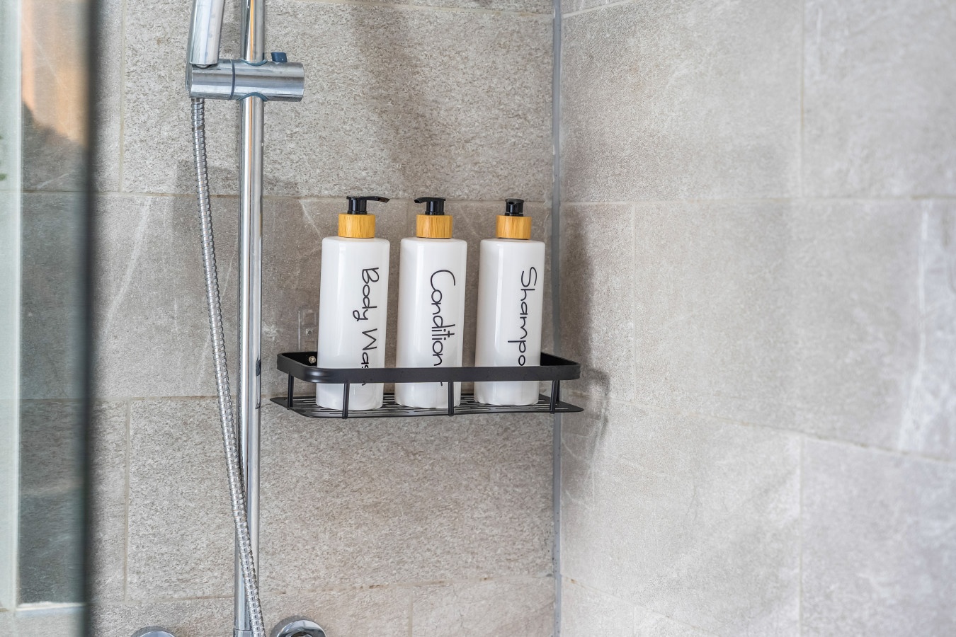 Additional image 7 of 2 Bed Flat, Broomfield Road, CV5, N1 7GU