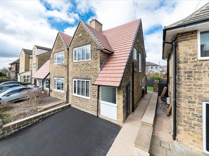 3 Bed Semi-Detached House, Westfield Avenue, HD3