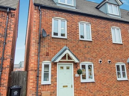 3 Bed Semi-Detached House, Mersey Way, DE65