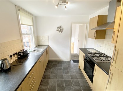 3 Bed Maisonette, Myrtle Grove, NE2