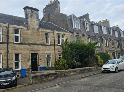 2 Bed Flat, Victoria Terrace, KY12