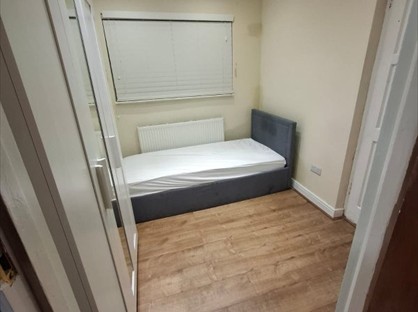 Room in a Shared House, Westcombe Park Station, SE10