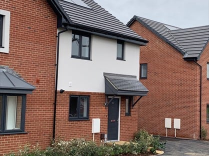 3 Bed Semi-Detached House, Rowan Way, GL2