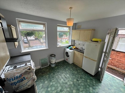 2 Bed Terraced House, Tresham Road, B44
