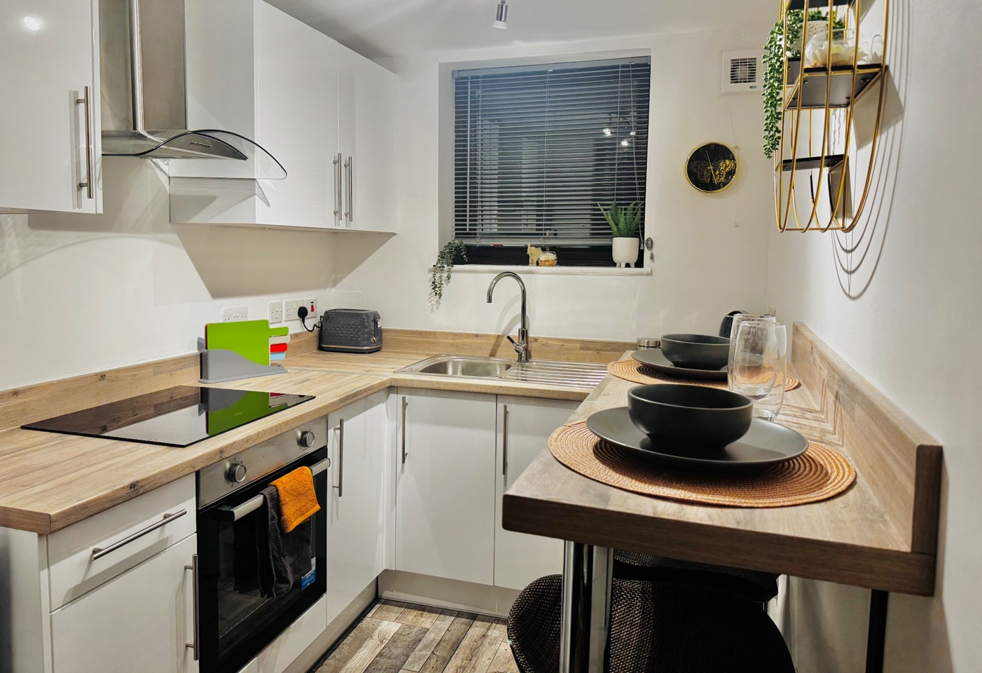 1 Bed Flat, Westminster Road, L4 photo 2