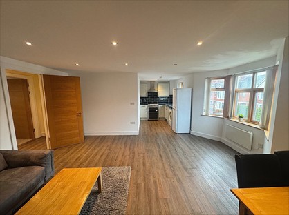 1 Bed Flat, Pentyrch Court, CF24