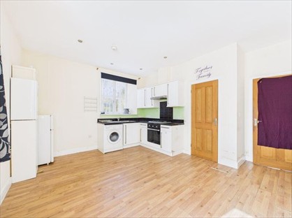 1 Bed Flat, Rosewarne Road, TR14