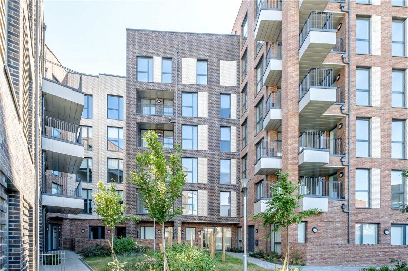 London - Room in a Shared Flat, Copeland Road, SE15 - To Rent Now for £ ...