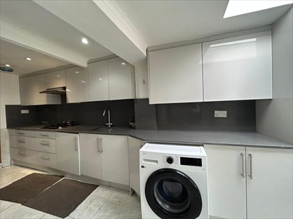 5 Bed Terraced House, Gordon Road, UB2