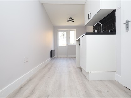 Studio Flat, Walton Bridge Road, TW17