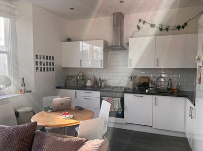4 Bed Flat, West Green Road, N15