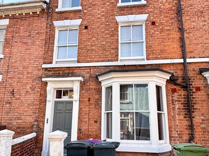 1 Bed Flat, Victoria Street, SY1