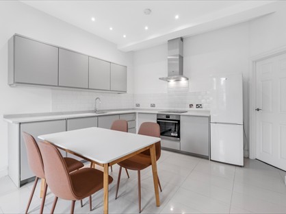 2 Bed Flat, Springbank Road, SE13