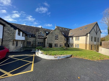 1 Bed Flat, St Georges Lodge, SK15