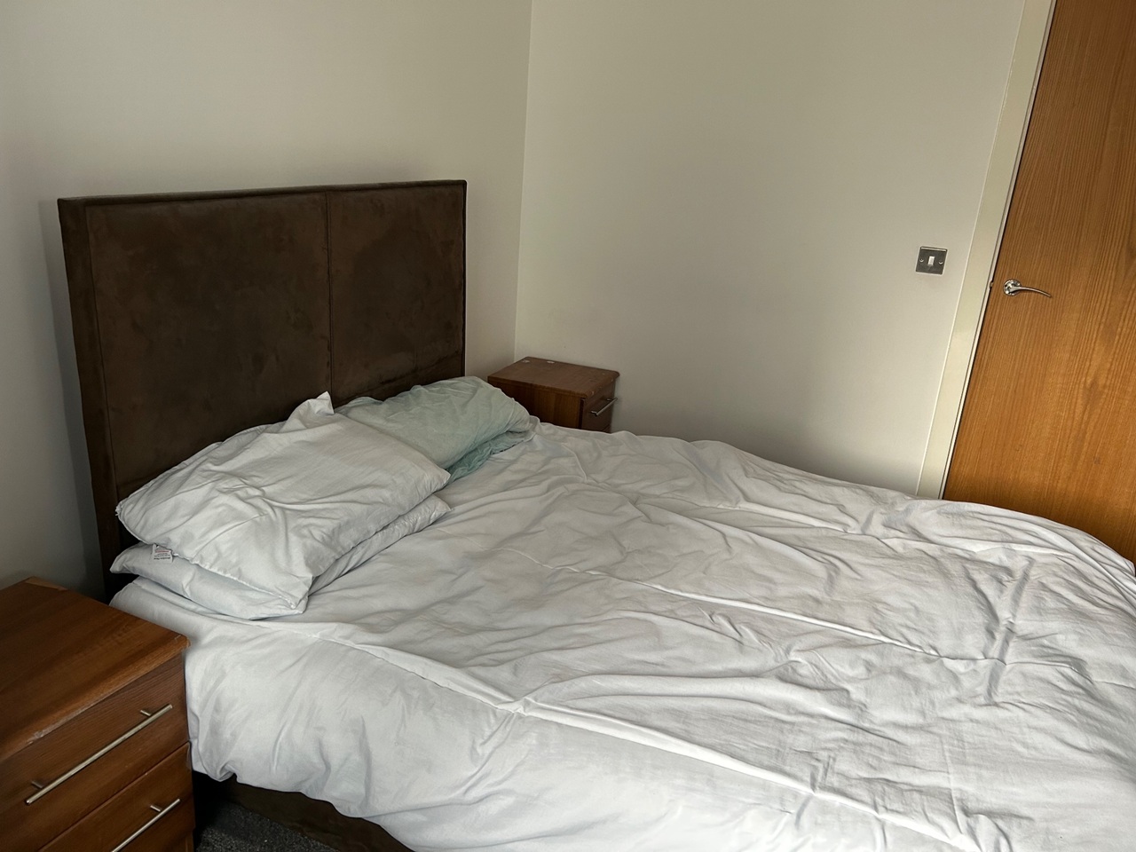 1 Bed Flat, The Boulevard, LS10 photo 4