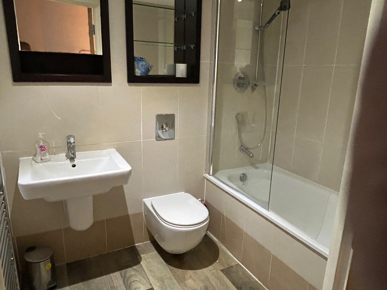 1 Bed Flat, The Boulevard, LS10 photo 5