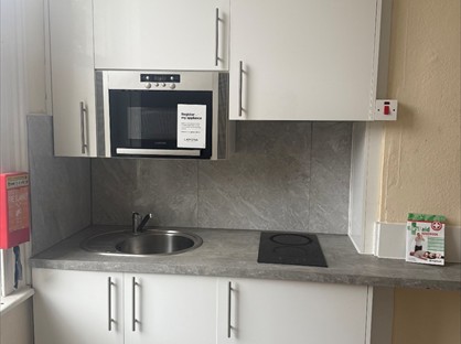 Room in a Shared House, Stuart Crescent, N22