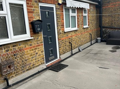 3 Bed Flat, Great North Road, EN5
