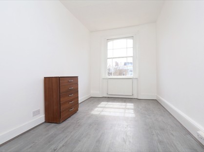 Studio Flat, Mildmay Road, N1