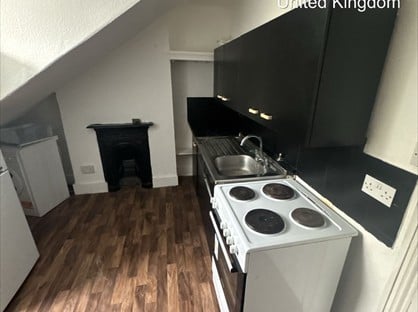 Studio Flat, Granville Road, TN13