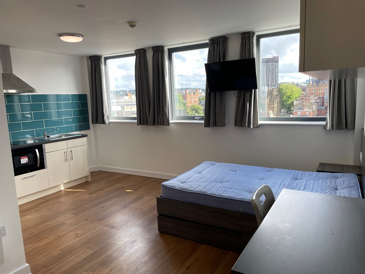 Studio Flat, Sovereign House, S1, N1 7GU