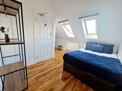 Room in a Shared House, Charnley Mews, M45