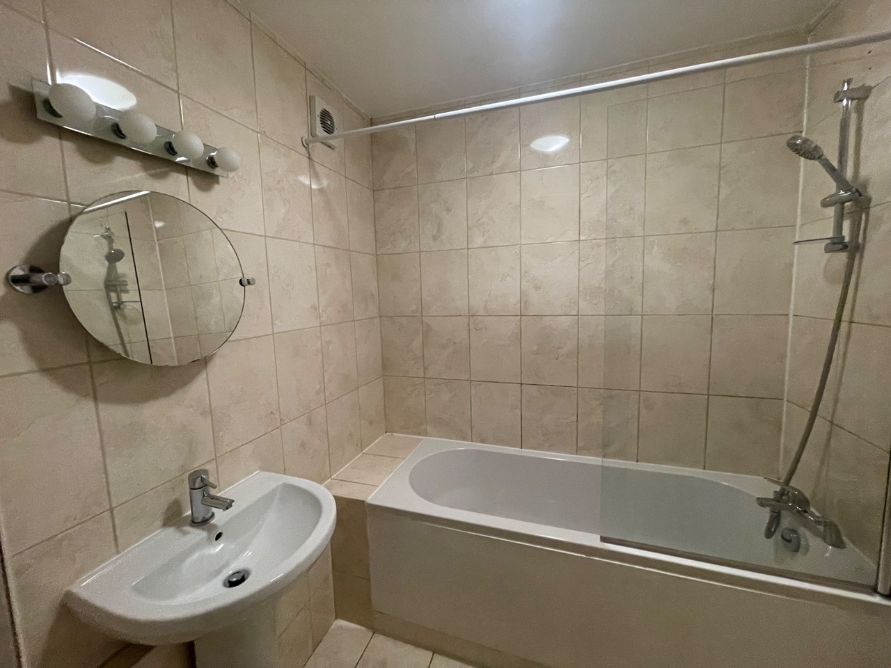 Additional image 11 of 2 Bed Flat, London Road, BN1, N1 7GU